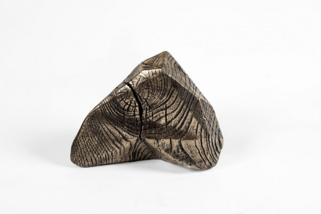 Angélique Lecaille, '1576, ejecta', 2016, sculture en bronze, 13 x 15 x 12 cm, édition de 8 exemplaires.